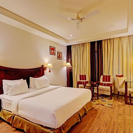 Hotel Grand Aerotech Нью-Делі Екстер'єр фото
